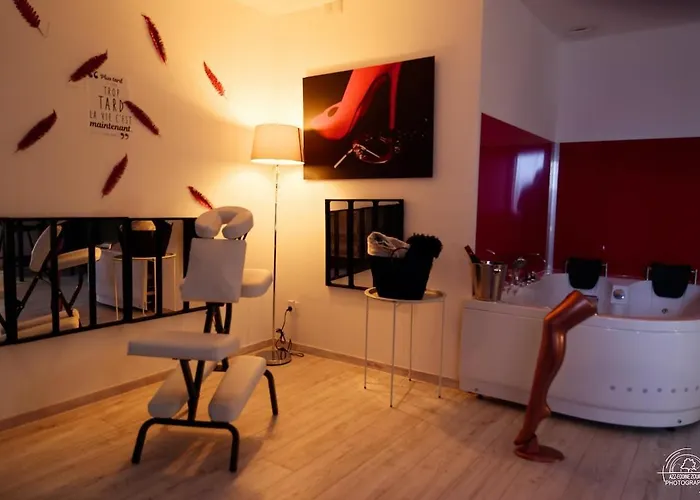 Apartmán Loveroom Les Folies Douces &