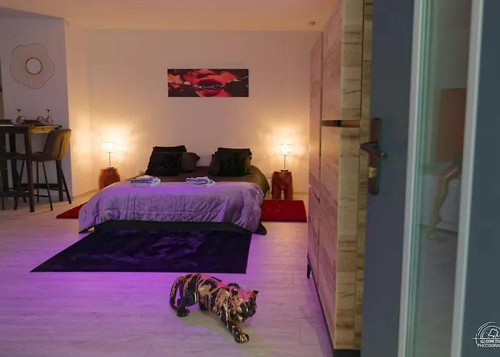 Loveroom Les Folies Douces & Apartmán